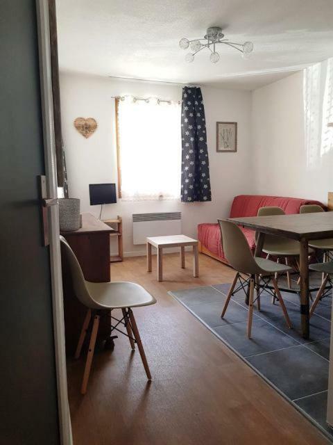 Appartement Flocon, 2 Chambres Saint-Sorlin-dʼArves Zewnętrze zdjęcie